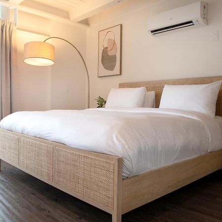 לוס אנג'לס Hollywood Hills Hotel מראה חיצוני תמונה